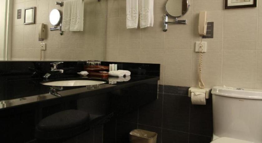 Rezen Hotel Huaxia Сямынь Экстерьер фото